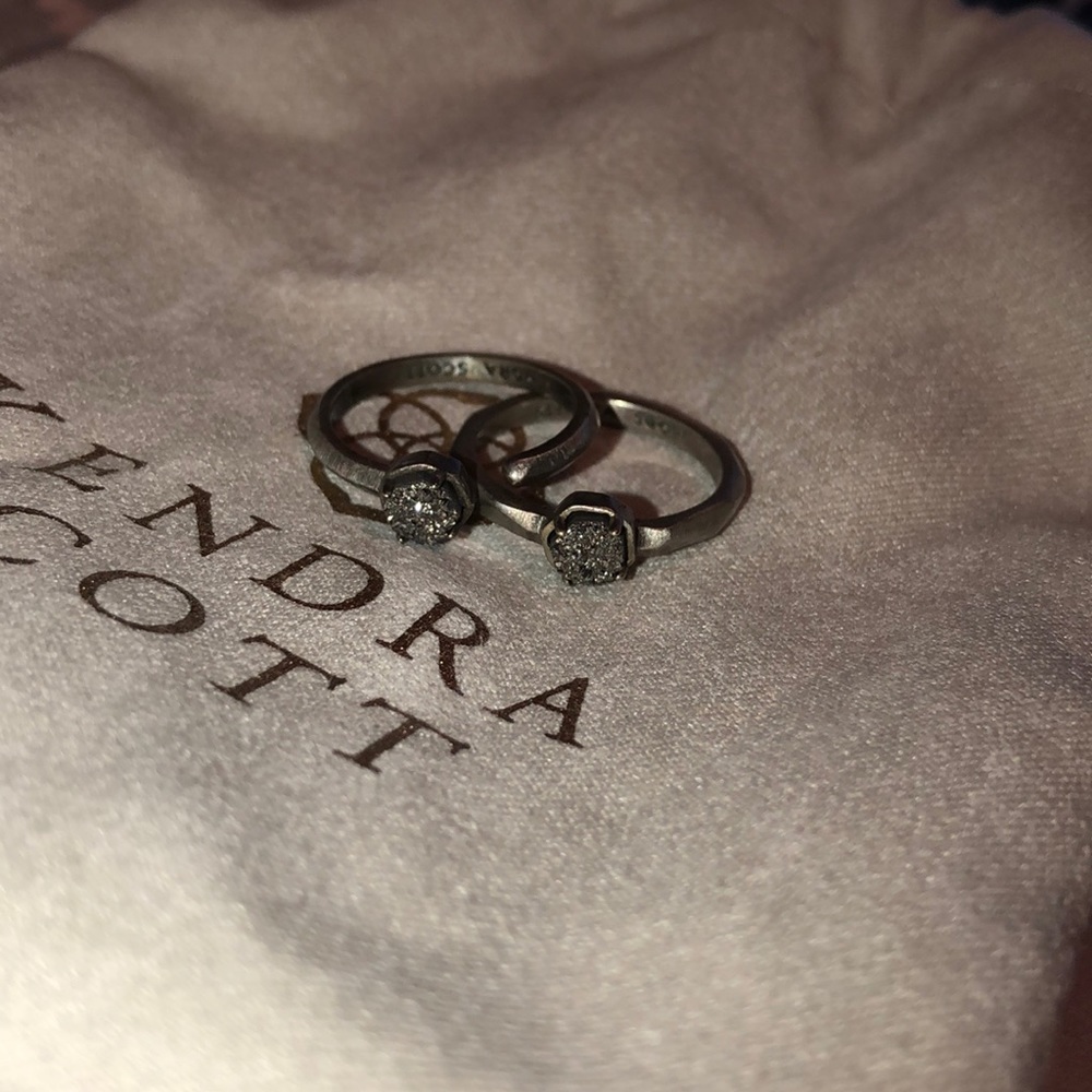 two kendra scott rings